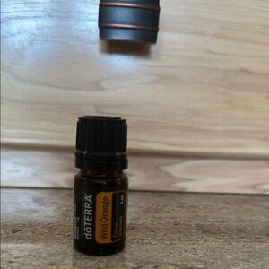 doTERRA Wild Orange Essential Oil with Black Cap
